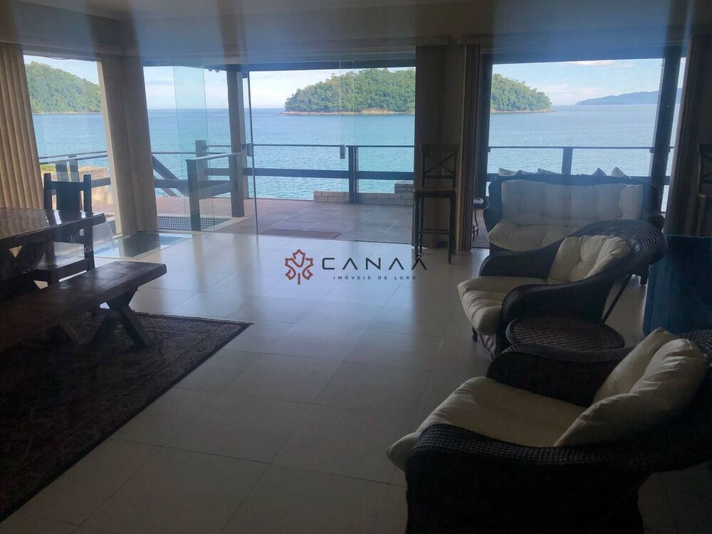 Casa de Condomínio à venda com 7 quartos, 820m² - Foto 1