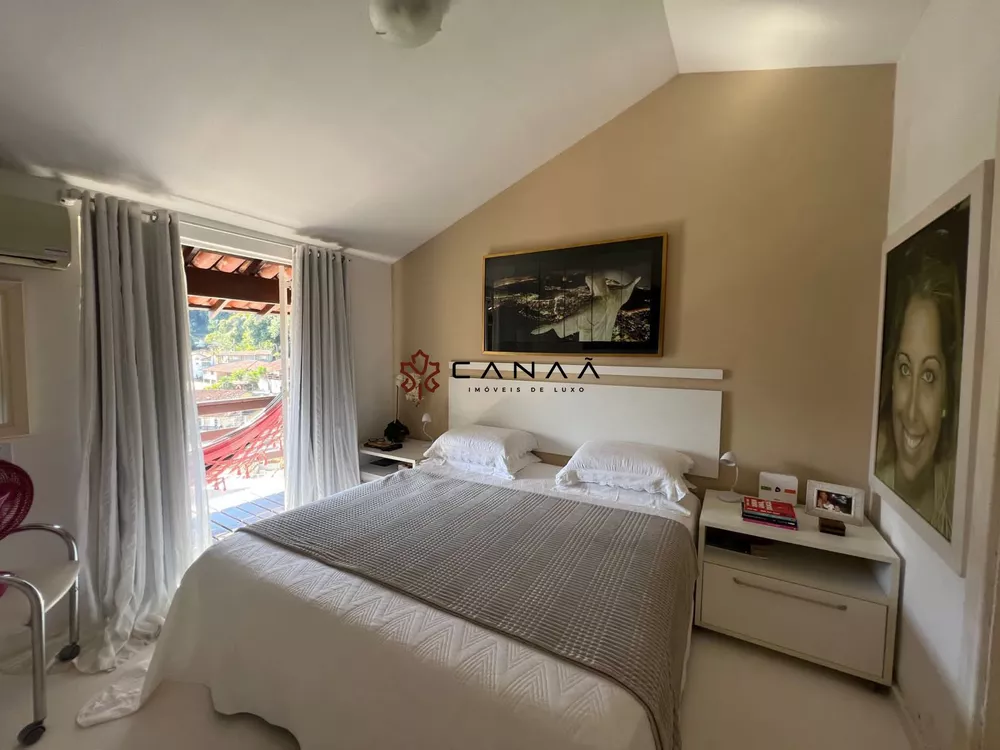 Casa de Condomínio à venda com 5 quartos, 300m² - Foto 22