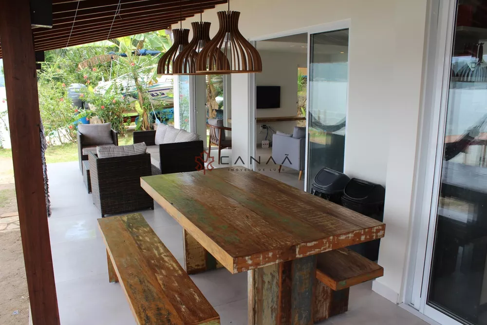 Casa, 3 quartos, 211 m² - Foto 2