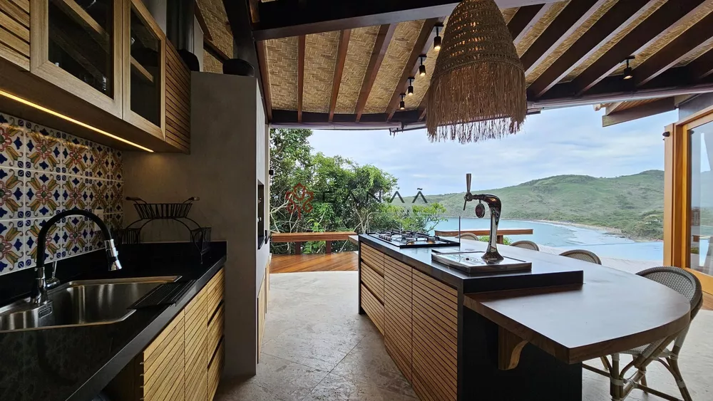 Casa, 6 quartos, 263 m² - Foto 3