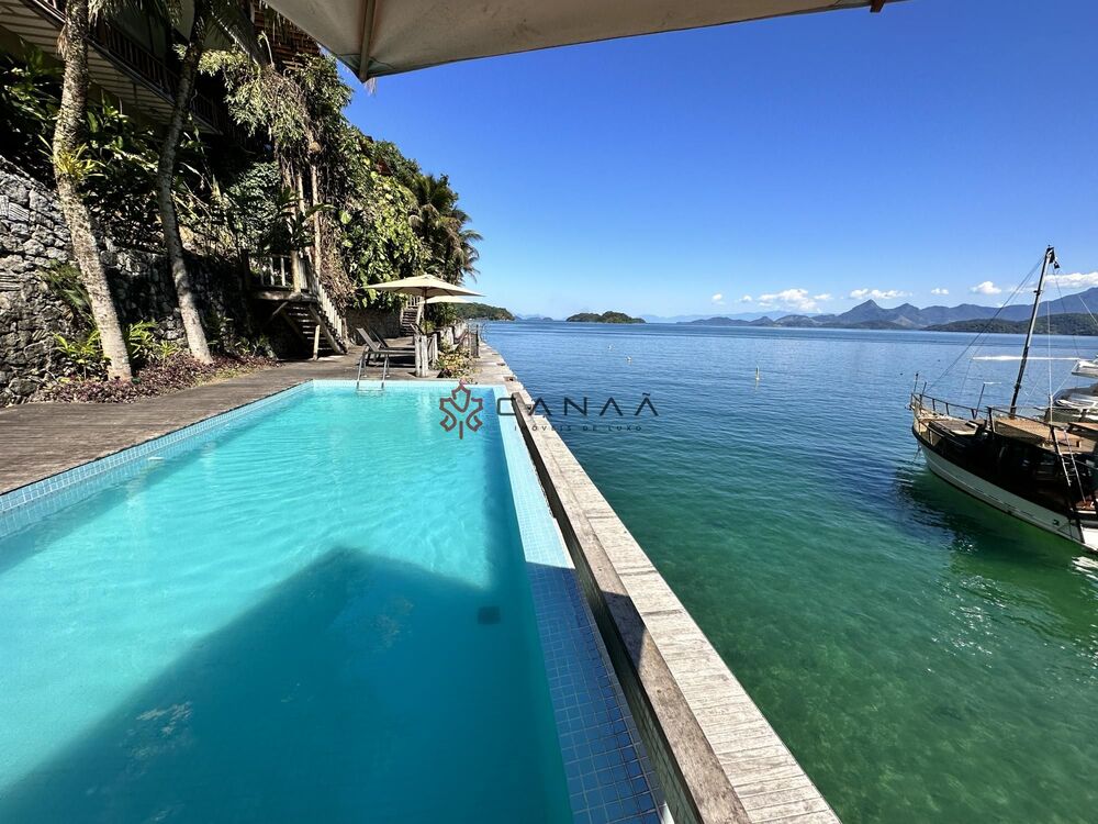 Casa de Condomínio à venda com 4 quartos, 230m² - Foto 41