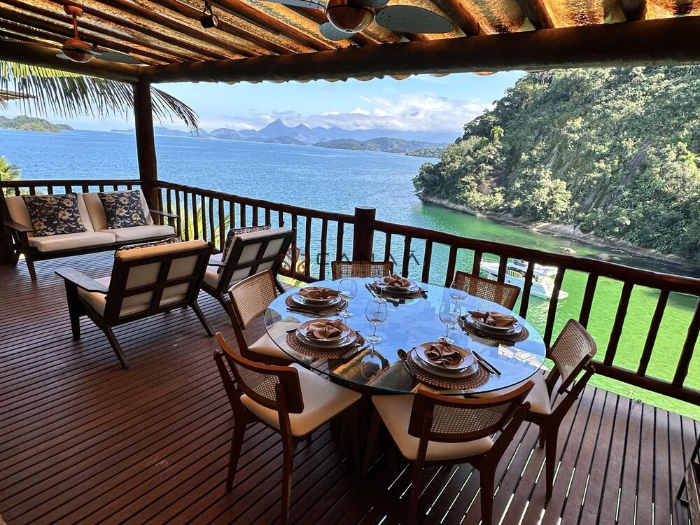 Casa de Condomínio à venda com 4 quartos, 230m² - Foto 13