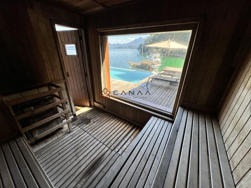 Casa de Condomínio à venda com 4 quartos, 230m² - Foto 44