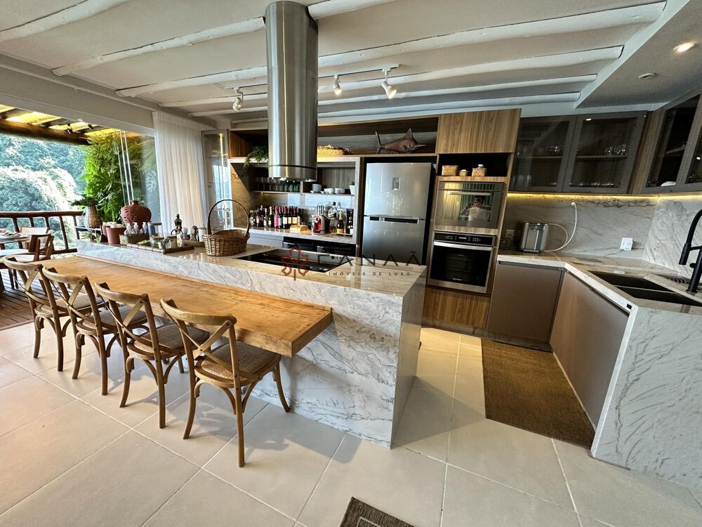 Casa de Condomínio à venda com 4 quartos, 230m² - Foto 9