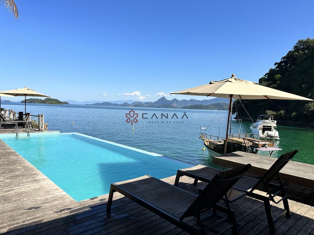 Casa de Condomínio à venda com 4 quartos, 230m² - Foto 40