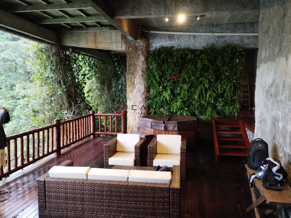 Casa de Condomínio à venda com 4 quartos, 230m² - Foto 27