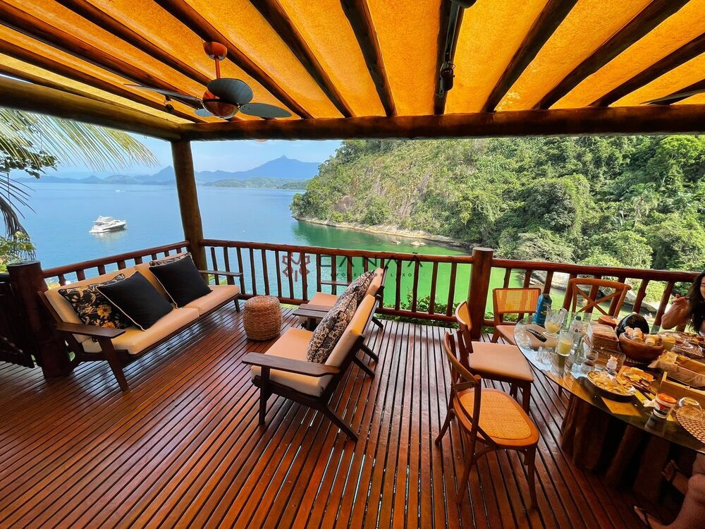 Casa de Condomínio à venda com 4 quartos, 230m² - Foto 26