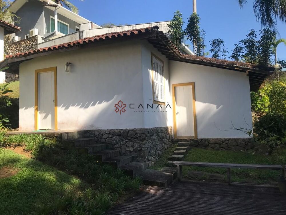 Casa de Condomínio à venda com 4 quartos, 200m² - Foto 3