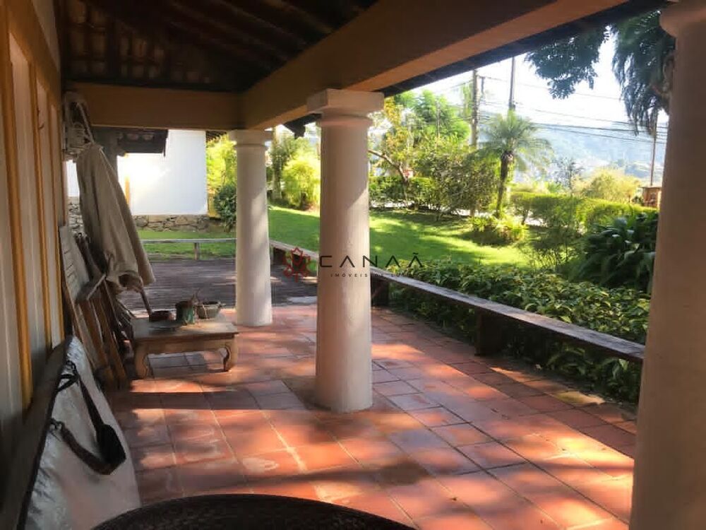Casa de Condomínio à venda com 4 quartos, 200m² - Foto 4