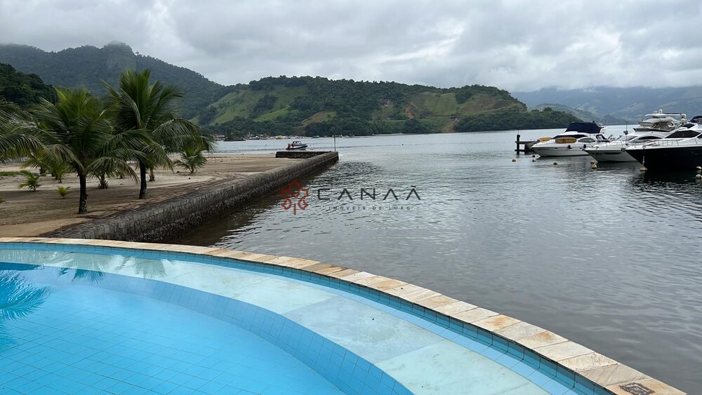 Casa de Condomínio à venda com 4 quartos, 250m² - Foto 31