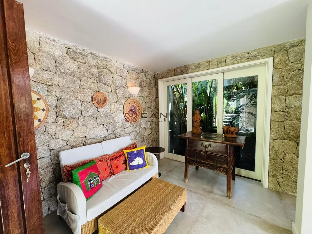 Casa, 4 quartos, 260 m² - Foto 14