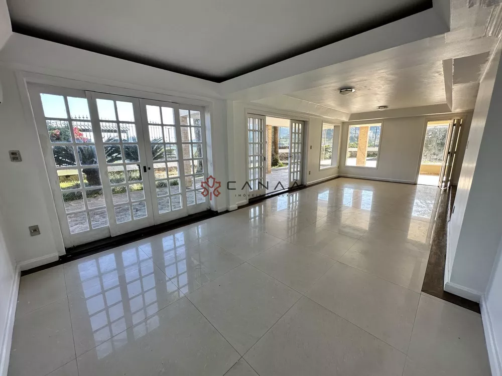 Casa, 4 quartos, 300 m² - Foto 22