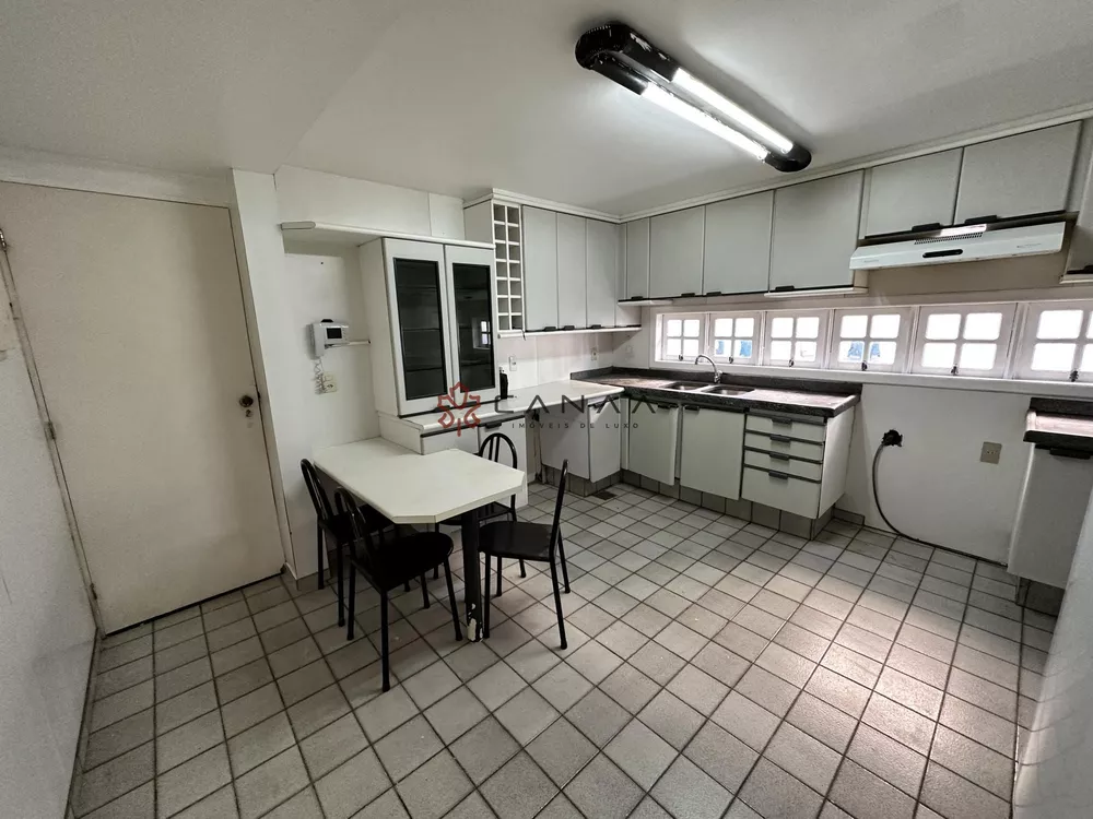 Casa, 4 quartos, 300 m² - Foto 25