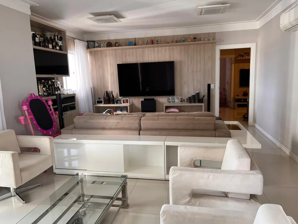 Apartamento, 3 quartos, 232 m² - Foto 6