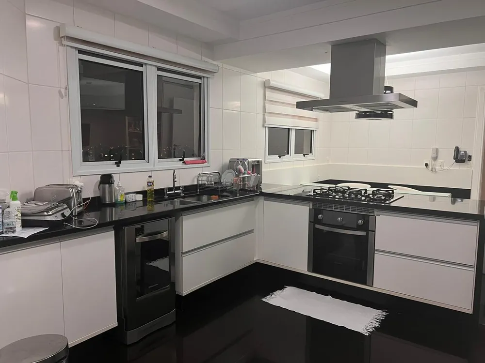 Apartamento, 3 quartos, 232 m² - Foto 4