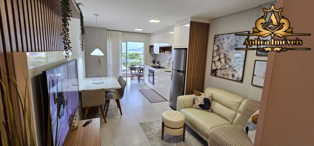 Apartamento à venda com 2 quartos, 70m² - Foto 1