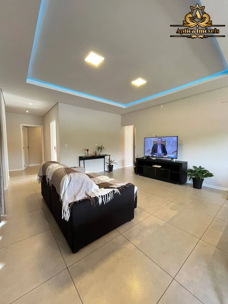 Casa, 3 quartos, 136 m² - Foto 2