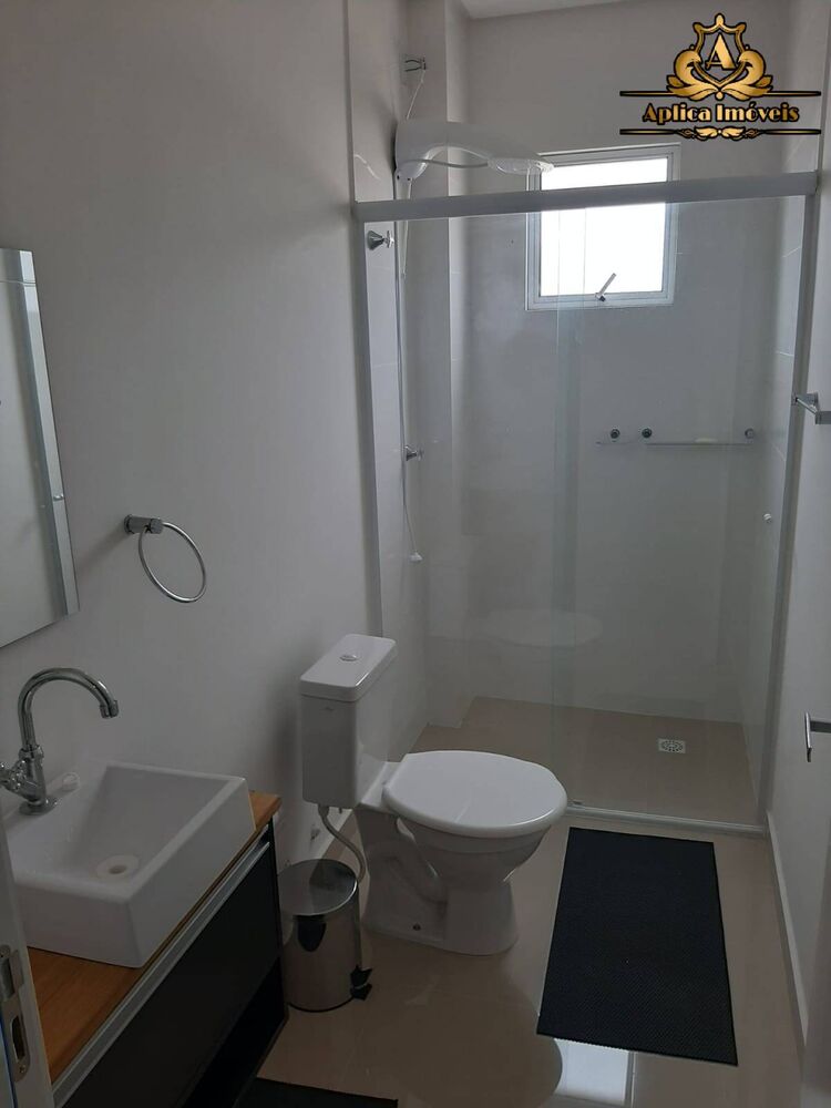 Apartamento à venda com 2 quartos, 79m² - Foto 4