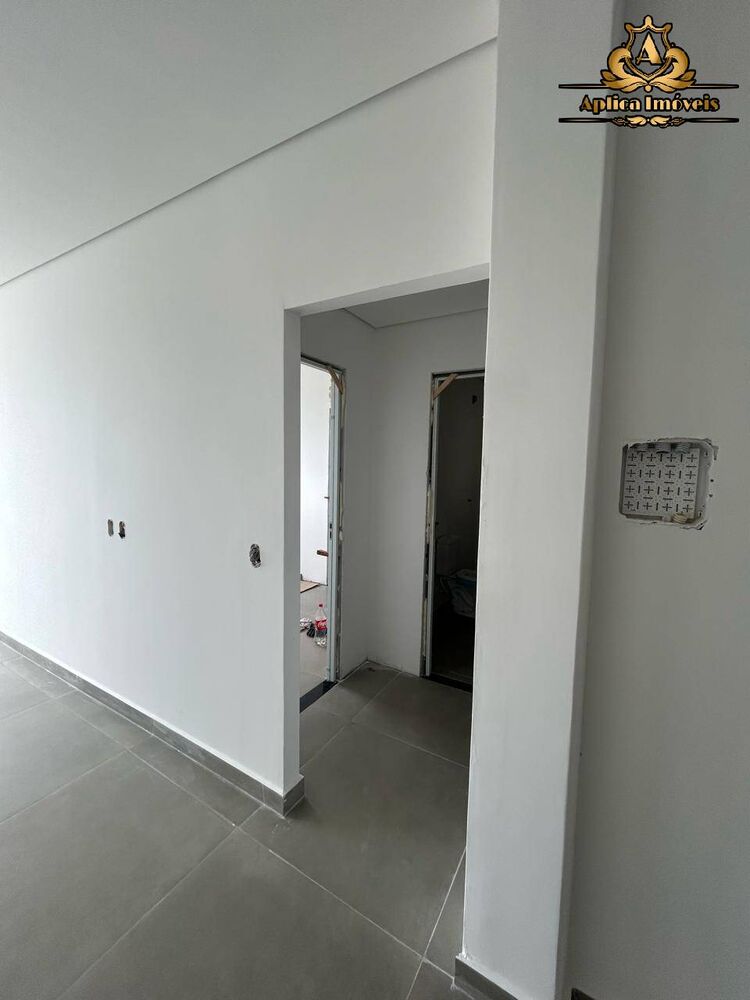 Apartamento à venda com 2 quartos, 72m² - Foto 2