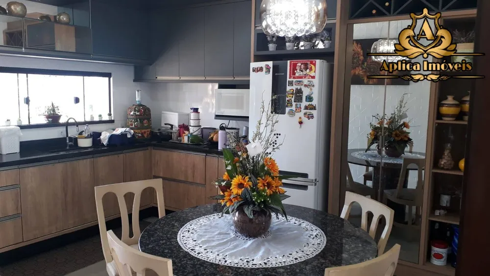 Casa, 3 quartos, 180 m² - Foto 7