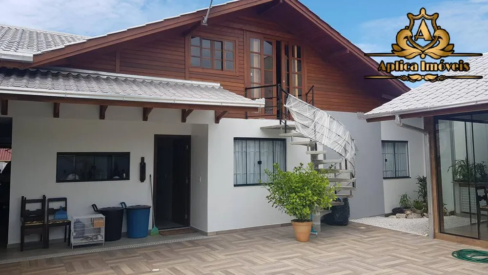 Casa, 3 quartos, 180 m² - Foto 3
