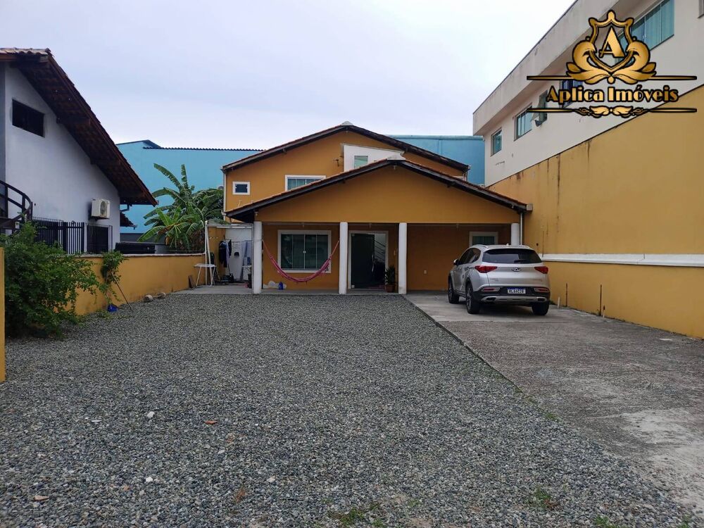 Casa, 4 quartos, 220 m² - Foto 2