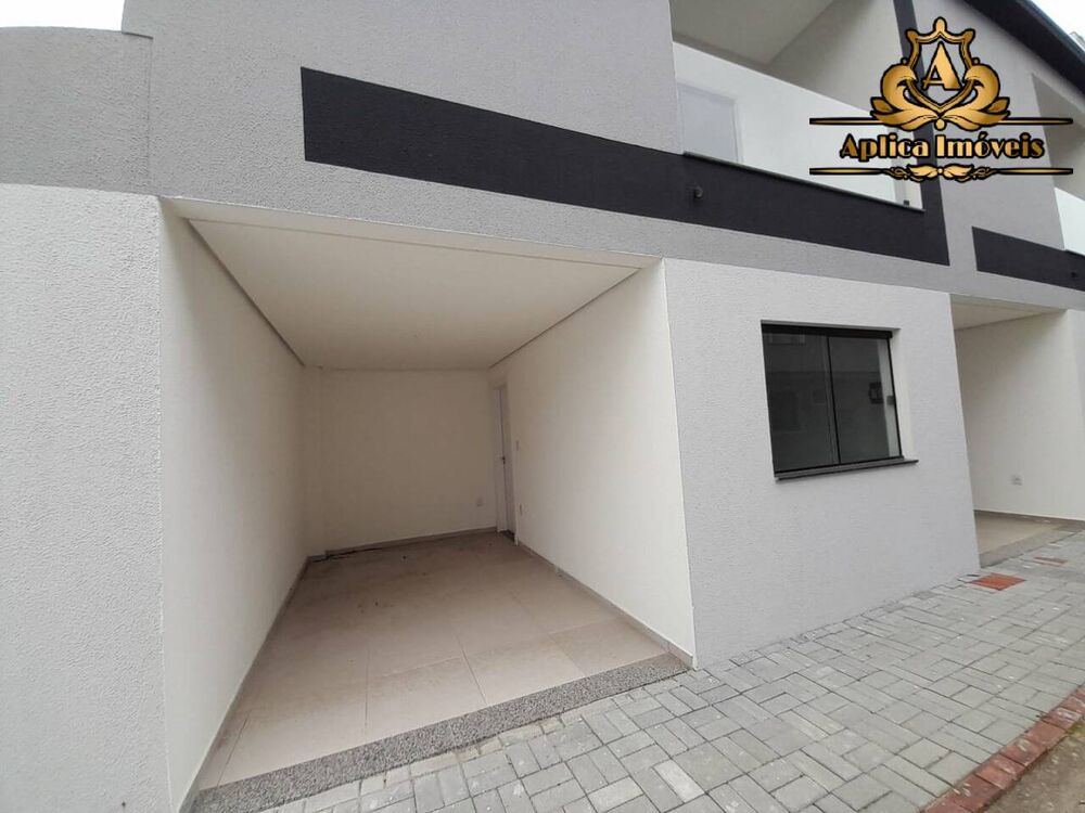 Casa à venda com 2 quartos, 92m² - Foto 2