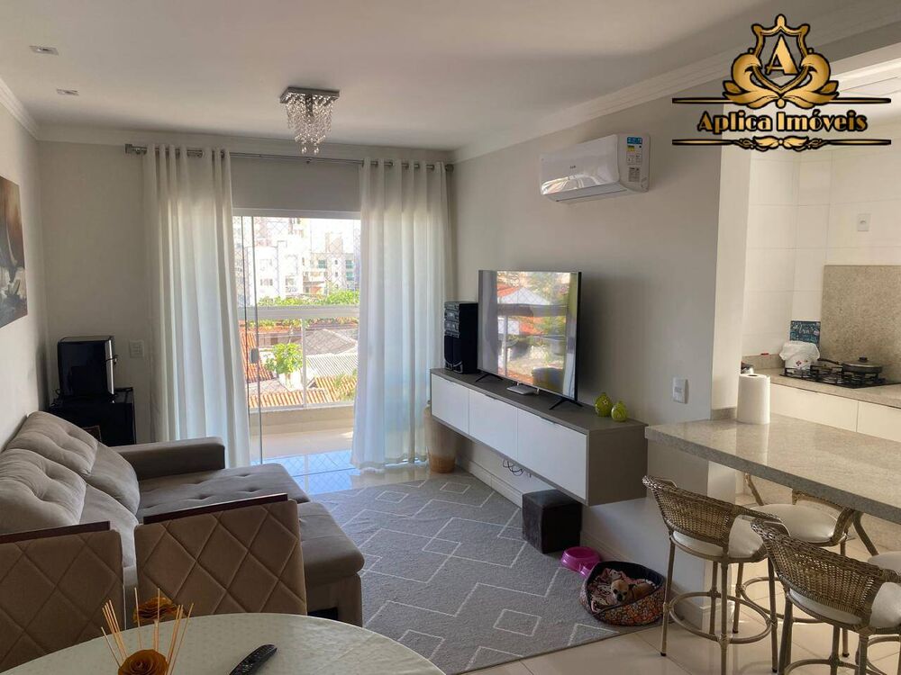 Apartamento à venda com 3 quartos, 118m² - Foto 1