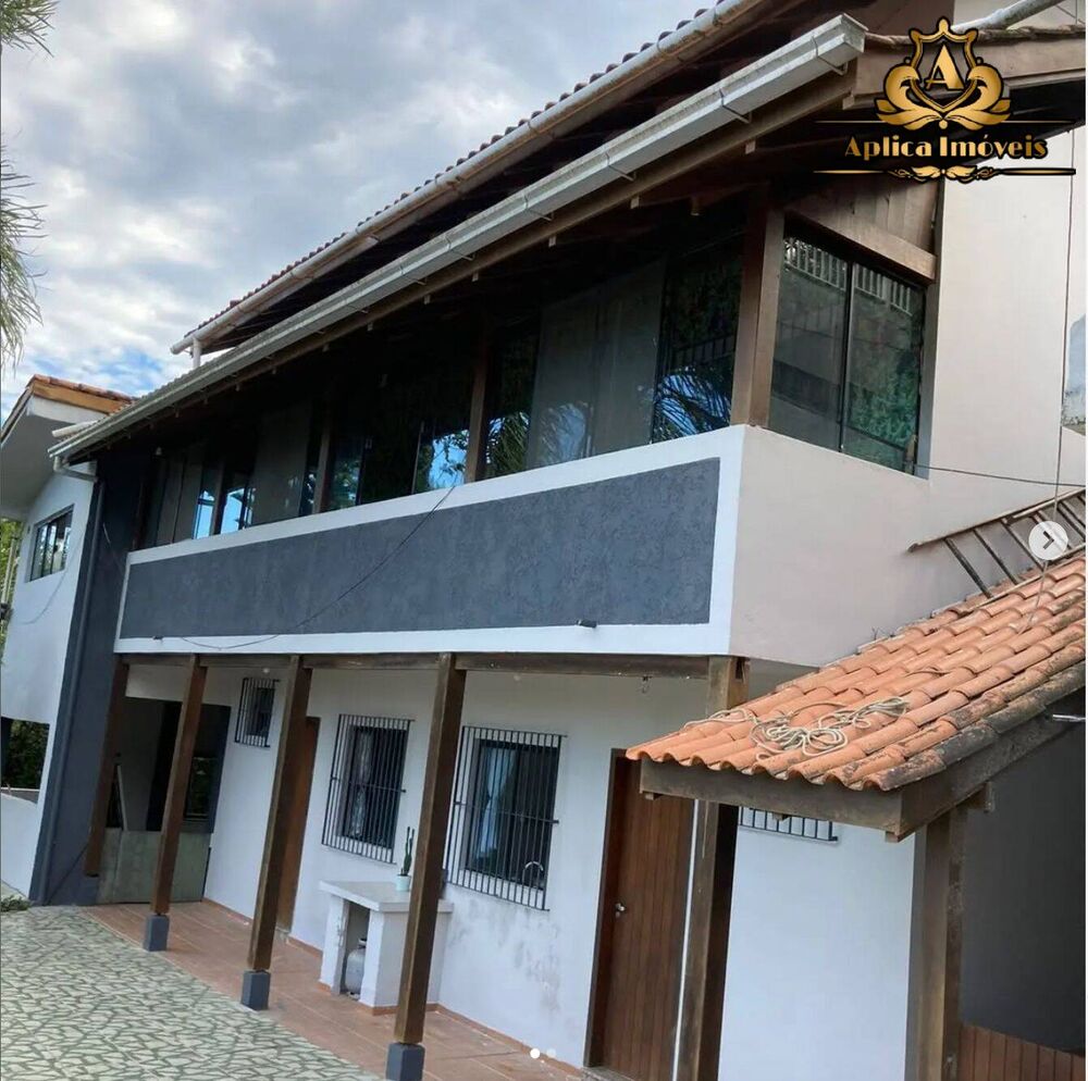 Casa, 4 quartos, 350 m² - Foto 1