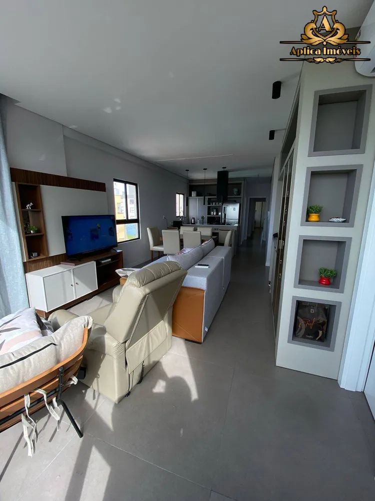 Apartamento, 3 quartos, 131 m² - Foto 2