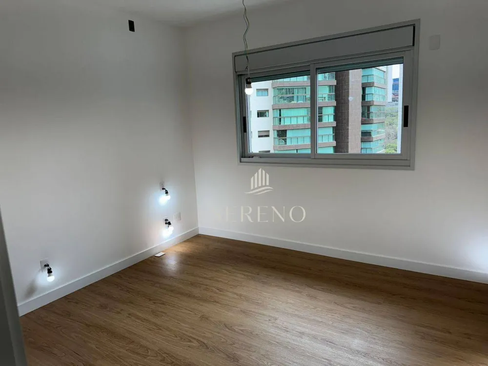 Apartamento, 4 quartos, 242 m² - Foto 14