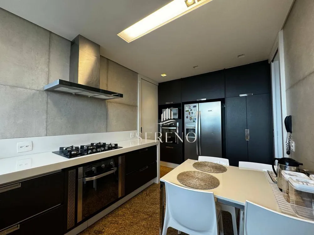 Apartamento, 4 quartos, 244 m² - Foto 10