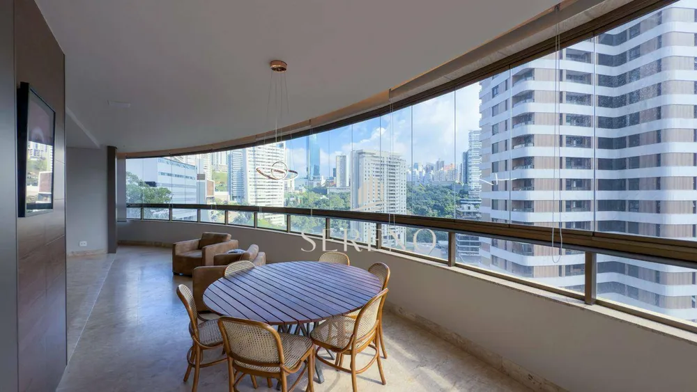 Apartamento, 4 quartos, 244 m² - Foto 2