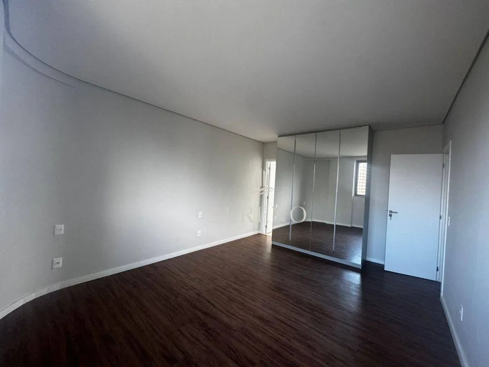 Apartamento, 4 quartos, 172 m² - Foto 4