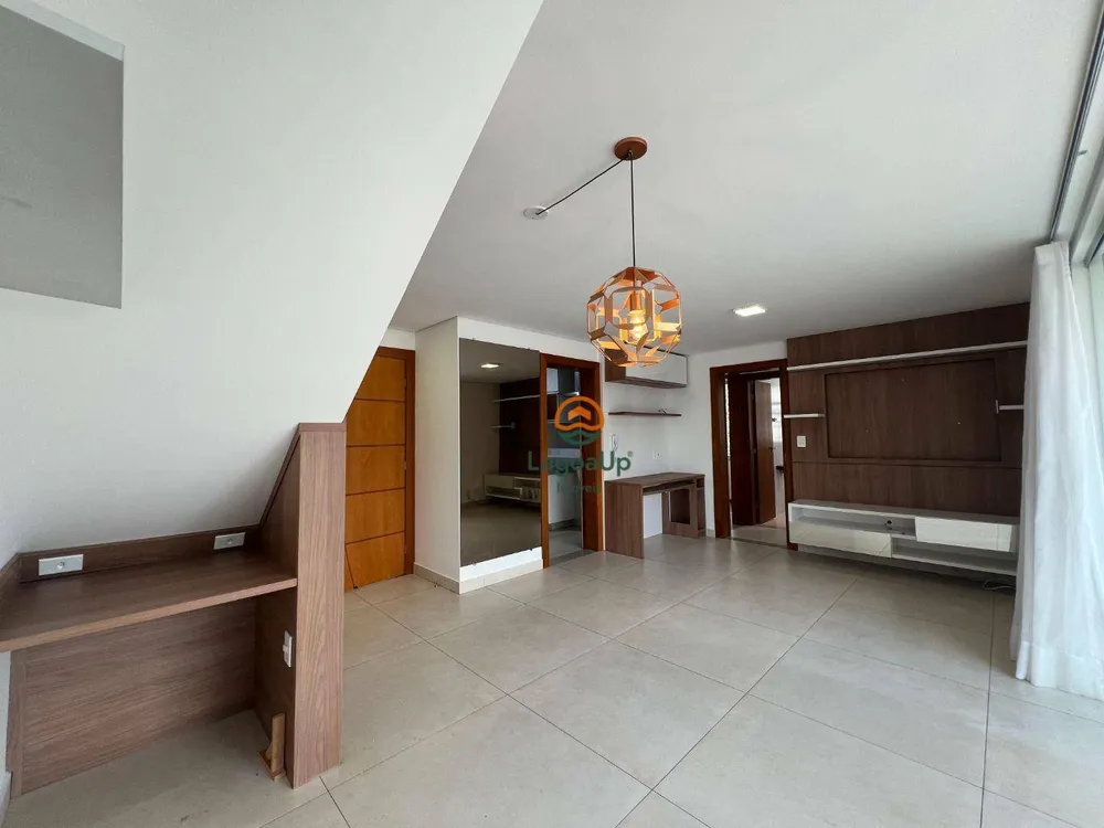 Cobertura, 3 quartos, 205 m² - Foto 4