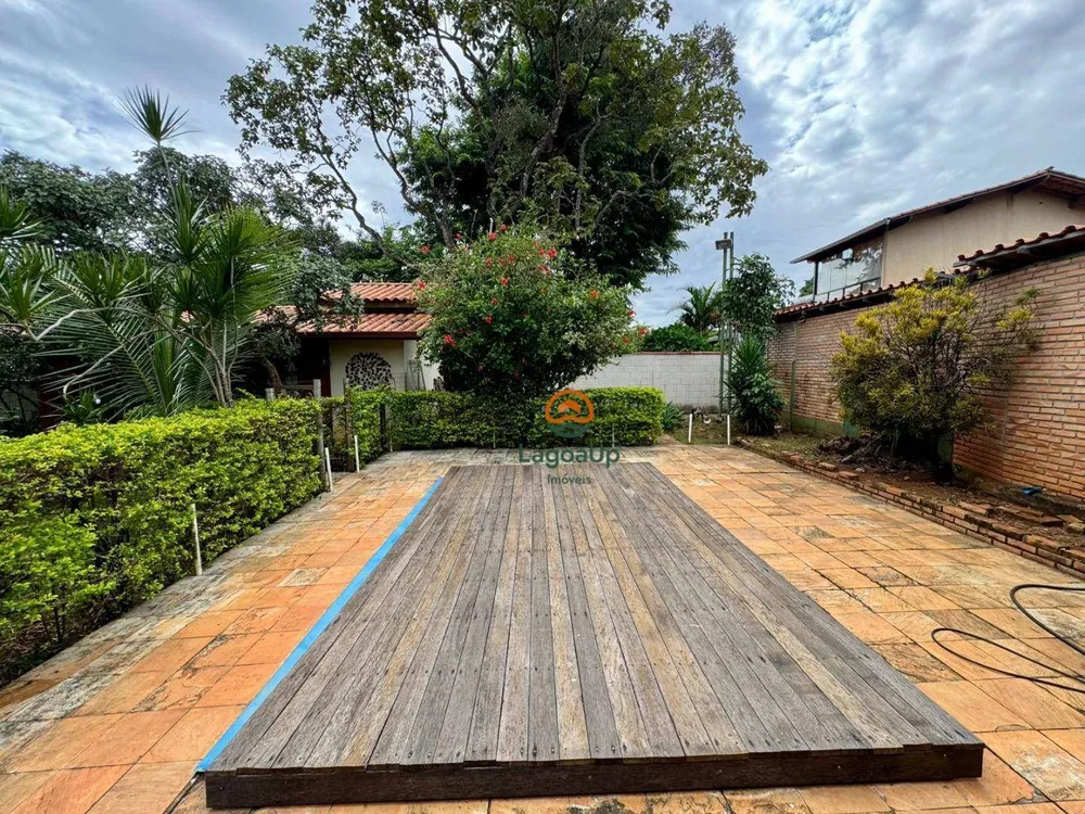 Casa, 3 quartos, 252 m² - Foto 11