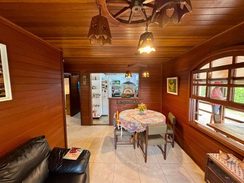 Casa, 3 quartos, 252 m² - Foto 4
