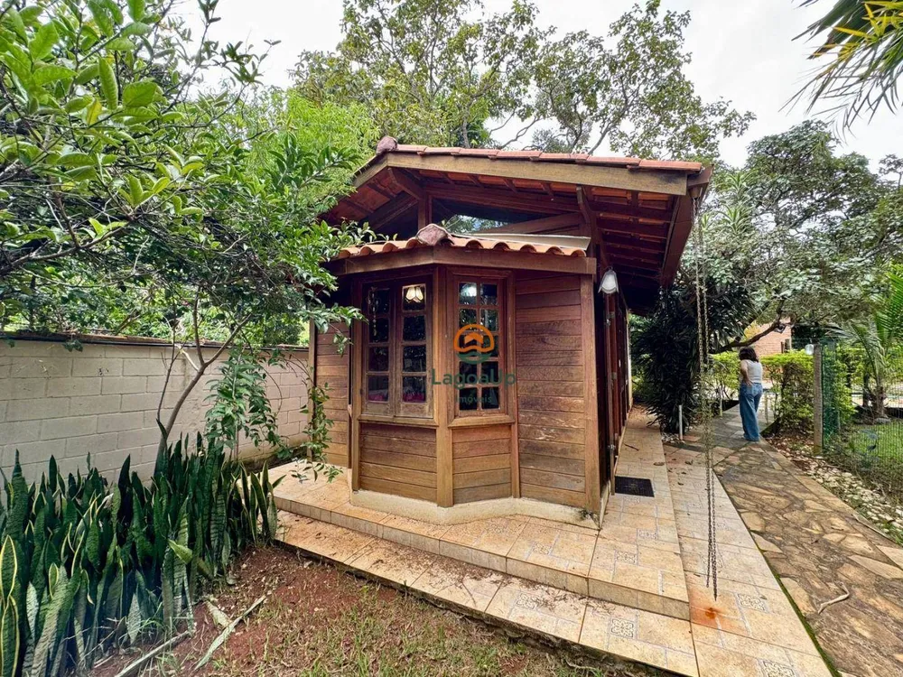 Casa, 3 quartos, 252 m² - Foto 8