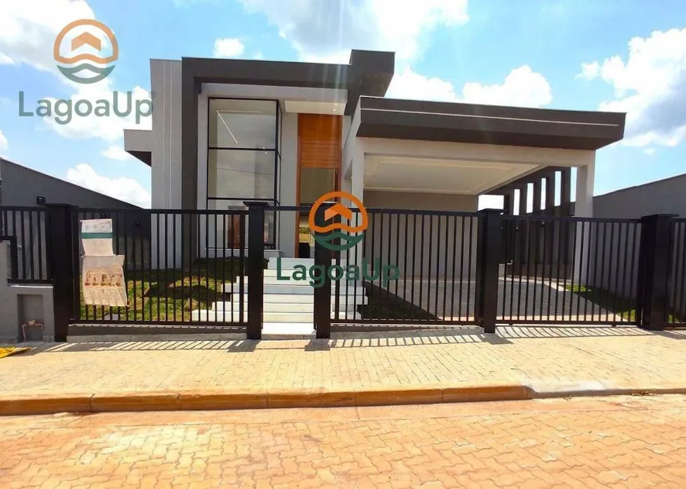 Casa, 3 quartos, 194 m² - Foto 2