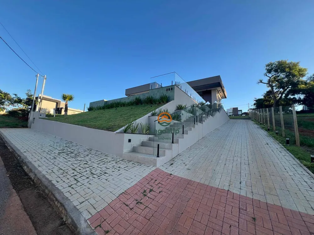 Casa, 4 quartos, 385 m² - Foto 2