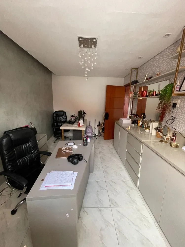 Casa, 3 quartos, 161 m² - Foto 2