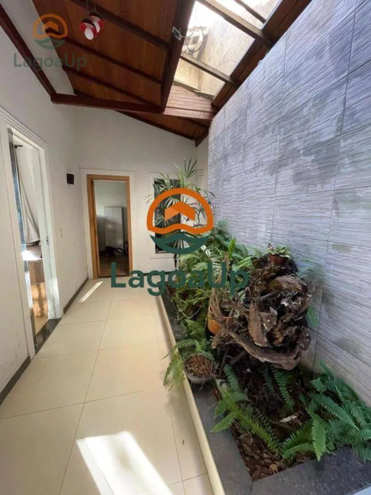 Casa, 4 quartos, 213 m² - Foto 1
