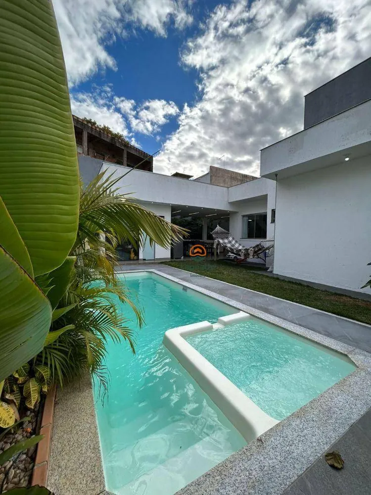 Casa, 3 quartos, 360 m² - Foto 1