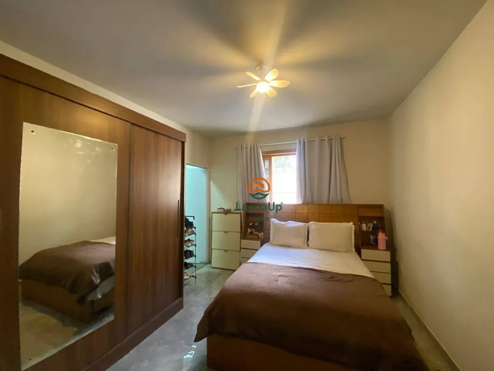 Casa, 4 quartos, 218 m² - Foto 9