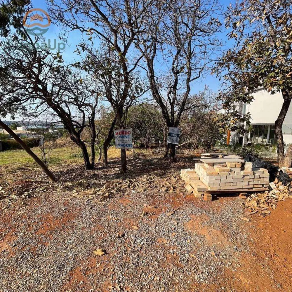 Loteamento e Condomínio, 1000 m² - Foto 1