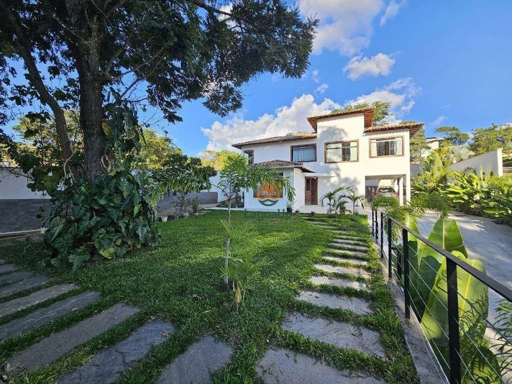 Casa, 4 quartos, 360 m² - Foto 1