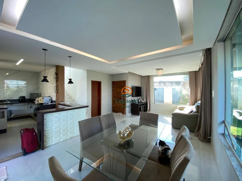 Casa, 3 quartos, 246 m² - Foto 6