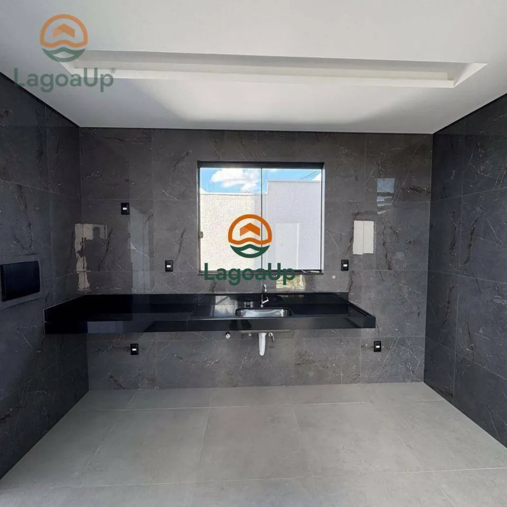 Casa, 3 quartos, 141 m² - Foto 1