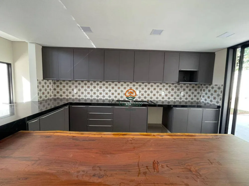 Casa, 4 quartos, 171 m² - Foto 4