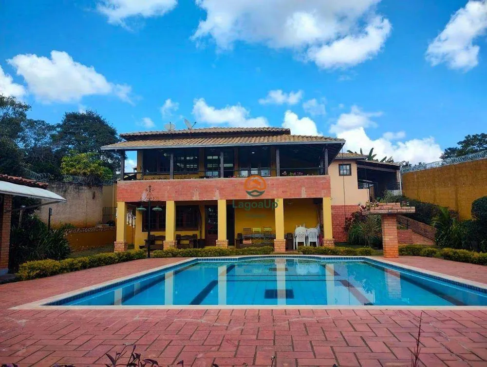 Casa, 6 quartos, 315 m² - Foto 2